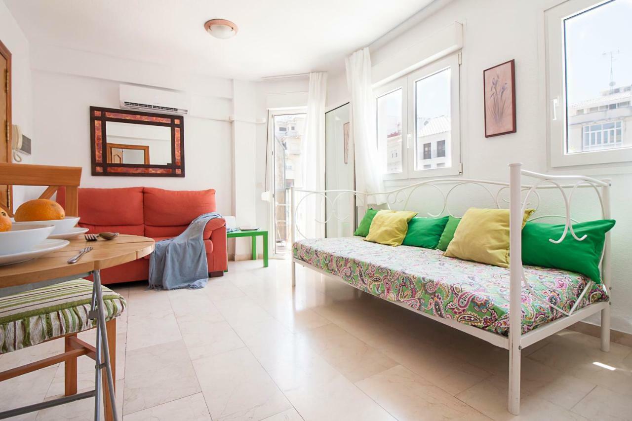Camas Freshapartments By Bossh! Apartments Malaga Exterior photo